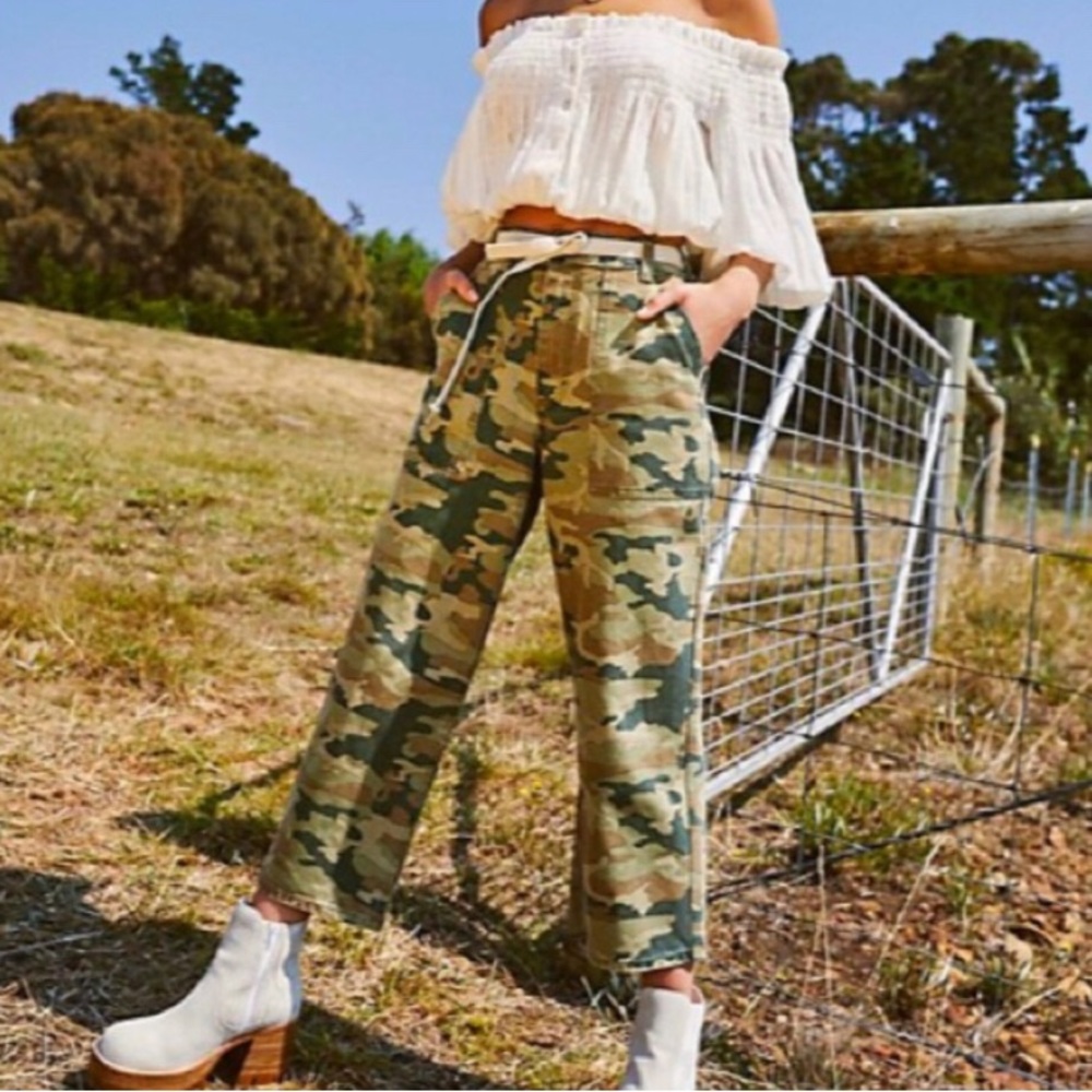 NWT Free People Remy camouflage pant